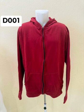 D001: XL – Red Hoody for Men
