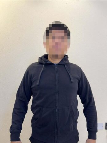 L – Black BRILIANT BASICS Hoody