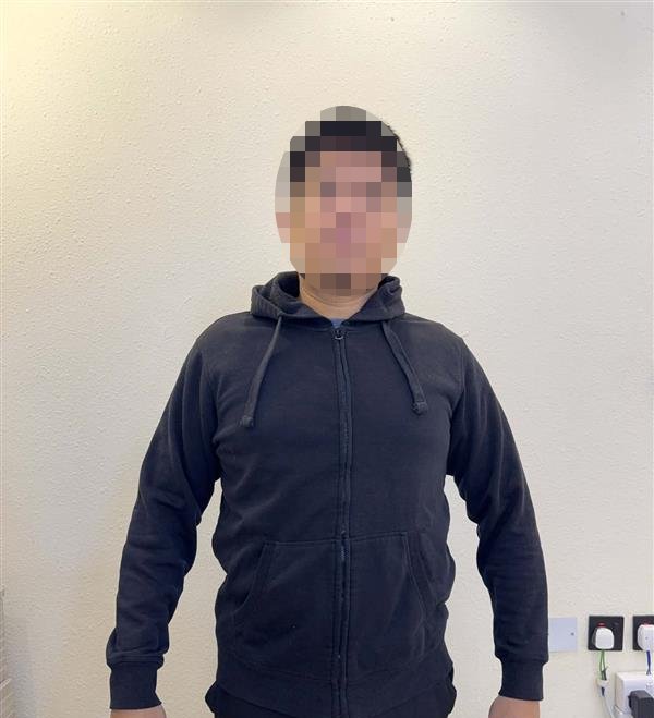 L - Black BRILIANT BASICS Hoody