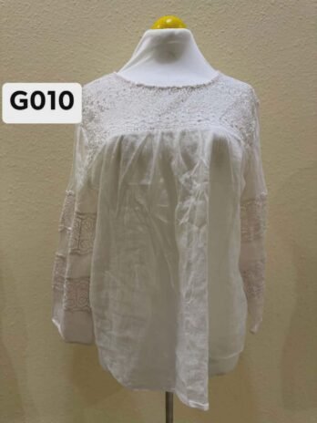 G004: Ivory Elegance Lace-Detail Flowy Blouse